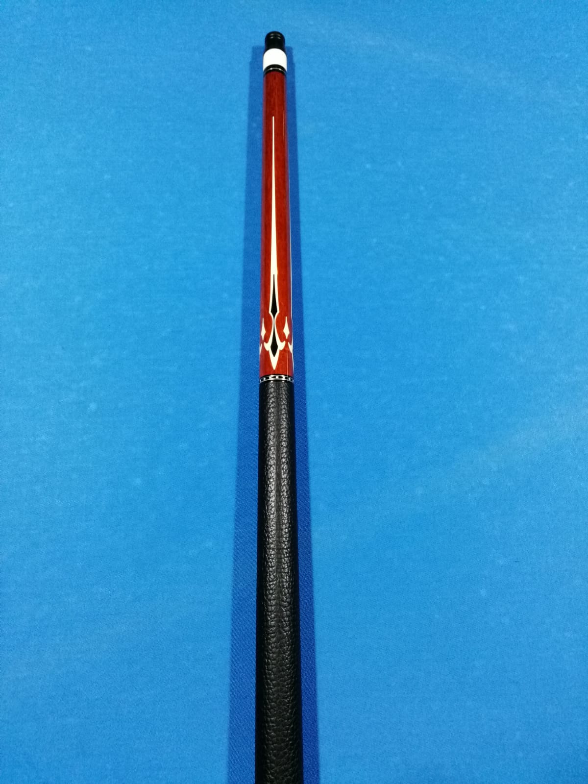 EC7-D4\Le\Black